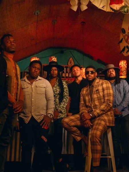 J HOWARD N THE EXPERIENCE